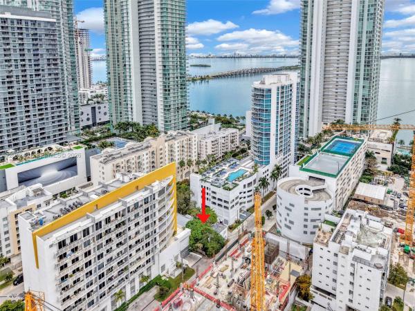 Broadmoor, 452 NE 30th St, Miami, Florida 33137, image 1