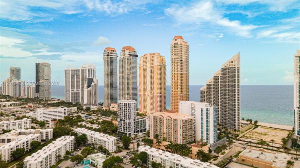 Winston Towers 600, 210 174th St #312, Sunny Isles Beach, Florida 33160, image 1