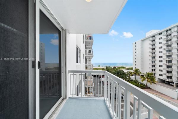 The Presidential, 401 Ocean Dr #509, Miami Beach, Florida 33139, image 2