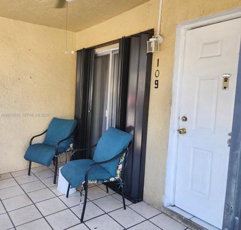 15619 SW 73rd Circle Ter #10-9, Unincorporated Dade County, Florida 33193, image 1