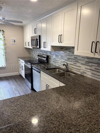 Westview, 9810 NW 10th St #88, Pembroke Pines, Florida 33024, image 1