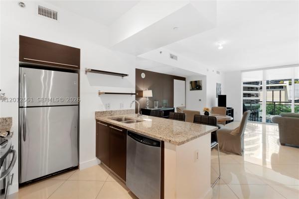 The Plaza On Brickell East, 950 Brickell Bay Dr #601, Miami, Florida 33131, image 2