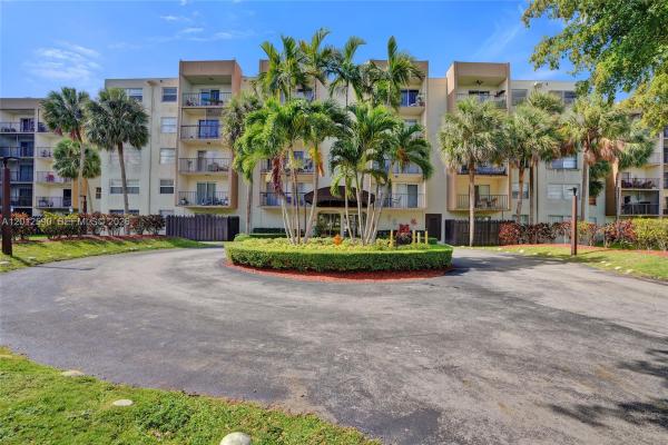 14250 SW 62nd St #408, Unincorporated Dade County, Florida 33183, image 1