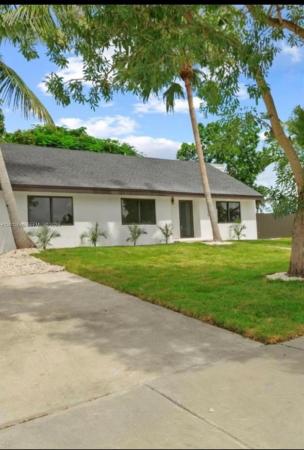 20620 SW 120th Pl, Unincorporated Dade County, Florida 33177, image 1