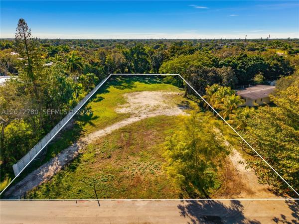 9800 SW 114th St, Unincorporated Dade County, Florida 33176, image 1