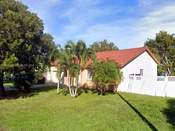 22301 SW 127th Pl, Unincorporated Dade County, Florida 33170, image 1