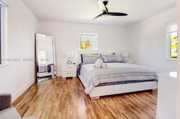 360 NE 116th St, Unincorporated Dade County, Florida 33161, image 3
