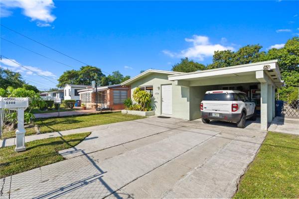 5300 NW 30th Pl, Unincorporated Dade County, Florida 33142, image 1