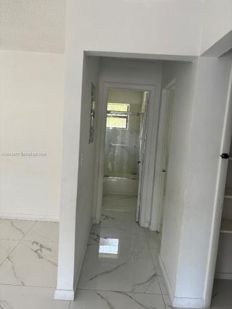 1371 NE 150th St, Unincorporated Dade County, Florida 33161, image 1