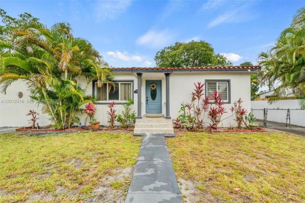 79 NW 143rd St, Unincorporated Dade County, Florida 33168, image 1