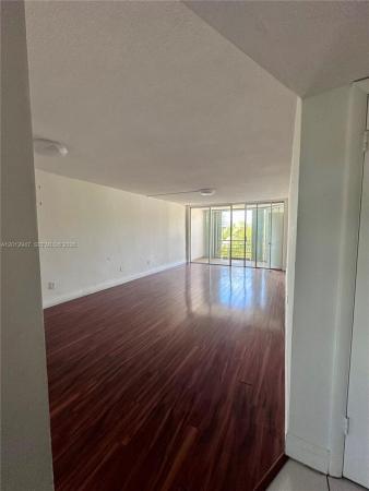 1501 NE 191st St #C412, Unincorporated Dade County, Florida 33179, image 1