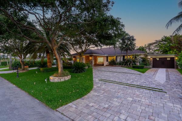 10570 SW 56th Ter, Unincorporated Dade County, Florida 33173, image 1