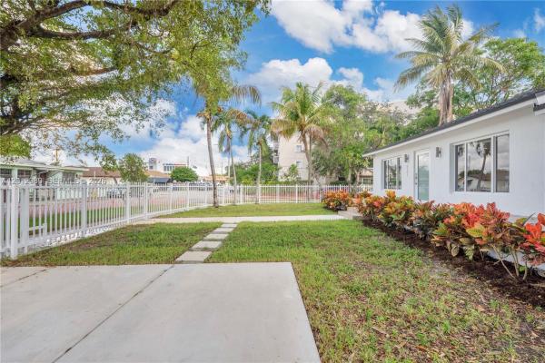 Blake, 521 NW 33rd Ave, Miami, Florida 33125, image 3