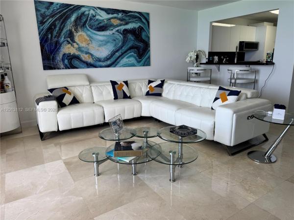 Oceanside Plaza, 5555 Collins Ave #14E, Miami Beach, Florida 33140, image 1