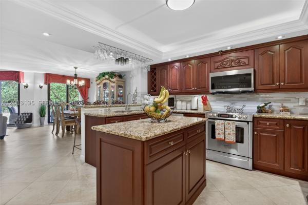 Voyager, 2900 NE 14th Street Cswy #304, Pompano Beach, Florida 33062, image 3