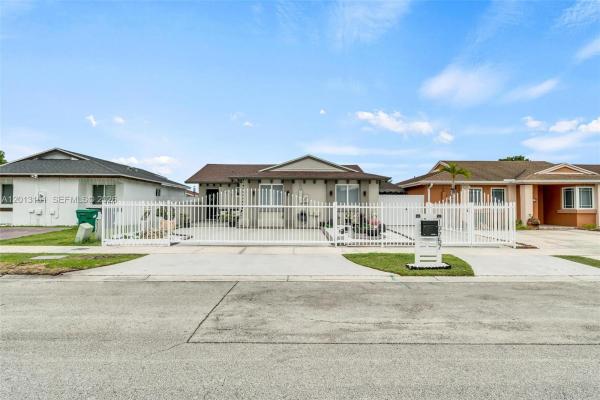 19757 SW 124th Ave, Unincorporated Dade County, Florida 33177, image 1
