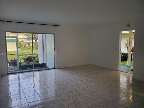 Seventeenth Green, 1450 Atlantic Shores Blvd #101, Hallandale Beach, Florida 33009, image 2