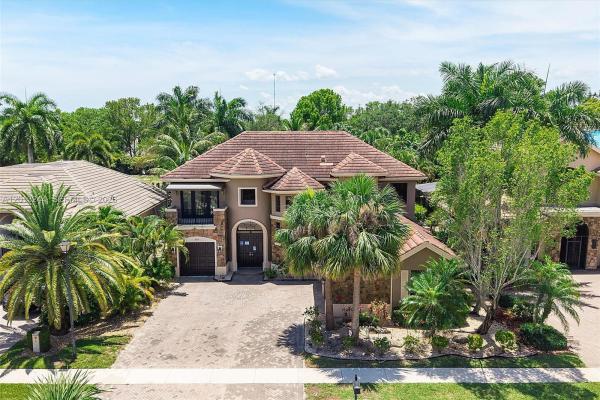 Versailles At Wellington, 10364 Trianon Pl, Wellington, Florida 33449, image 3