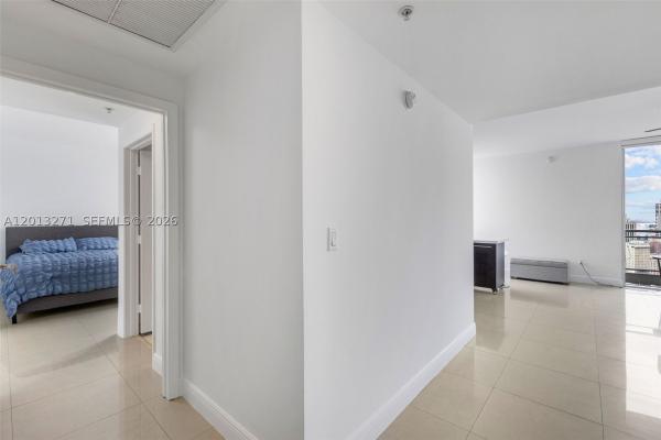 The Ivy At Riverfront, 90 SW 3rd St #2504, Miami, Florida 33130, image 2