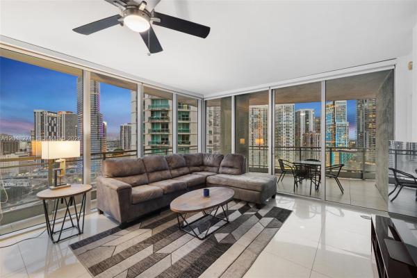 The Ivy At Riverfront, 90 SW 3rd St #2504, Miami, Florida 33130, image 1