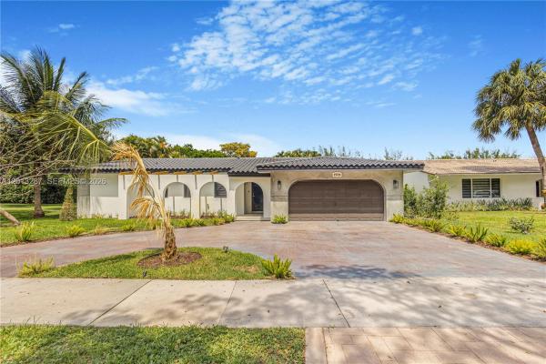 Eagle Nest, 15331 Turnbull Dr, Miami Lakes, Florida 33014, image 1