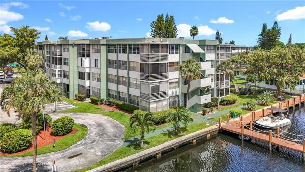 Watergate, 2751 Taft St #304, Hollywood, Florida 33020, image 1