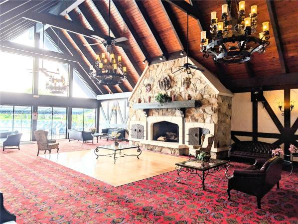 International Village At Inverrary, 3740 Inverrary Dr #2B, Lauderhill, Florida 33319, image 1