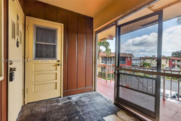 University Manors, 2040 NW 81st Ave #122, Pembroke Pines, Florida 33024, image 3