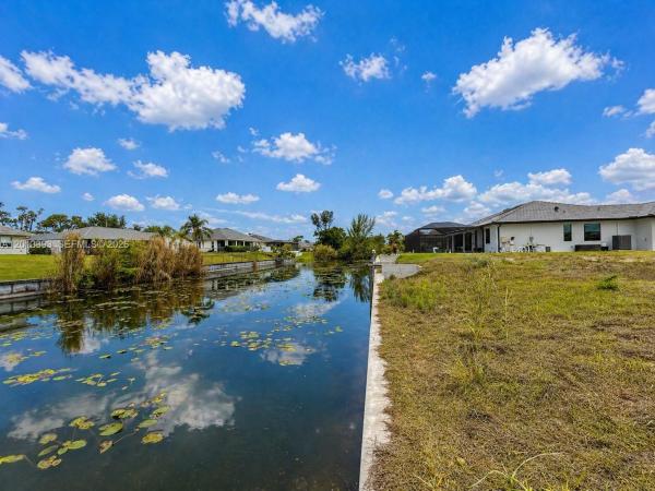 1014 SW 18th St, Cape Coral, Florida 33991, image 1