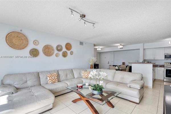 The Mark On Brickell, 1155 Brickell Bay Dr #603, Miami, Florida 33131, image 1