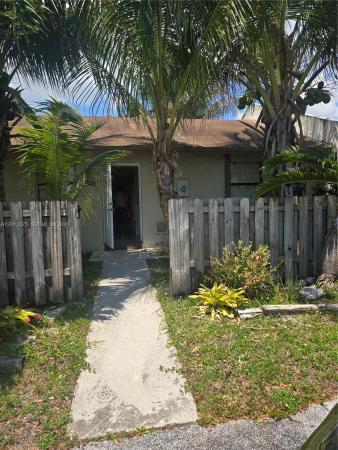 Townhomes Of Audubon South, 1630 Sandpiper Blvd, Homestead, Florida 33035, image 2
