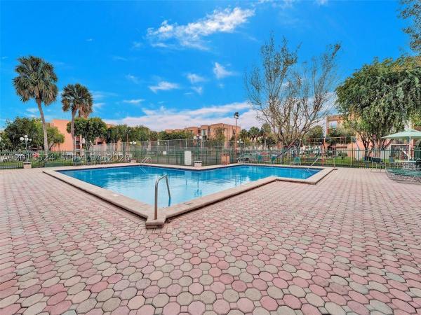 9420 W Flagler St #312, Unincorporated Dade County, Florida 33174, image 2