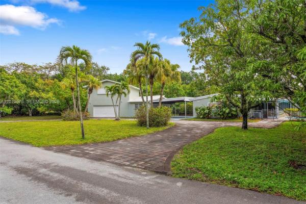 Helms Country Estates, 10851 SW 68th Ave, Pinecrest, Florida 33156, image 2