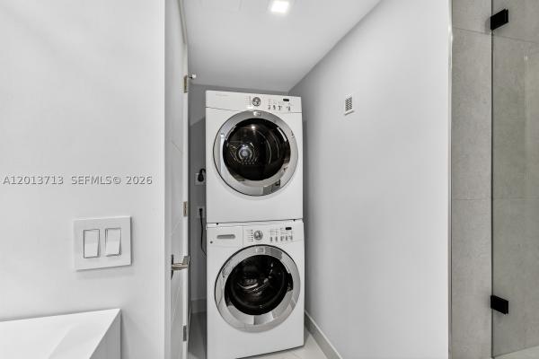 Oceania 2, 16445 Collins Ave #922, Sunny Isles Beach, Florida 33160, image 2