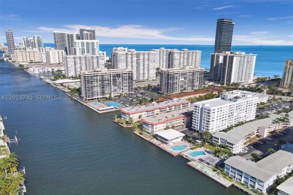 Ashleigh House, 3113 S Ocean Dr #710, Hallandale Beach, Florida 33009, image 2