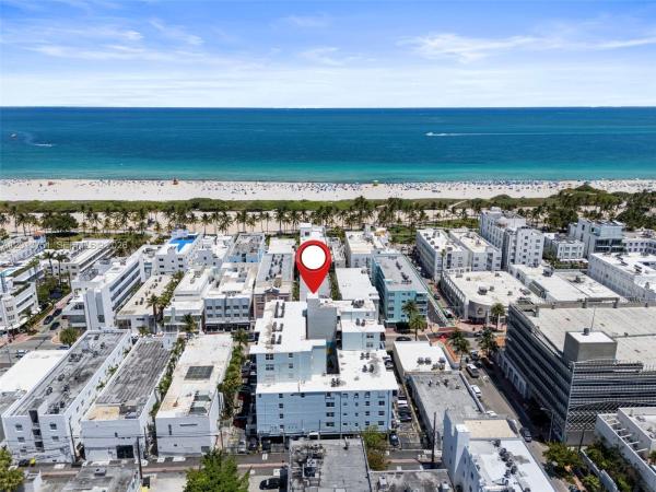 Collins Towers, 720 Collins Ave #204, Miami Beach, Florida 33139, image 1
