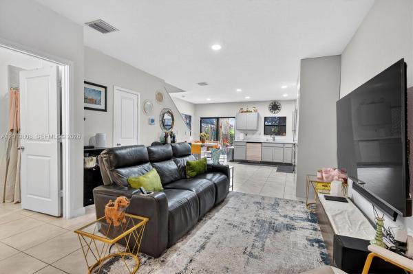 Sebastian Isles, 310 NE 1st Dr, Florida City, Florida 33034, image 2