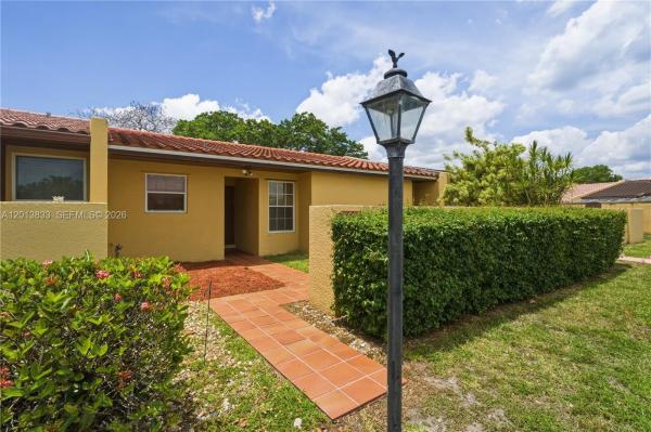 8614 SW 147th Pl, Unincorporated Dade County, Florida 33193, image 2
