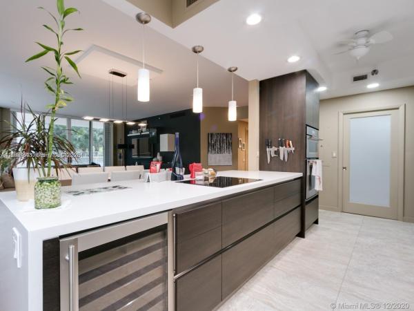 Atlantic 2 At The Point, 21150 NE 38th Ave #405, Aventura, Florida 33180, image 1