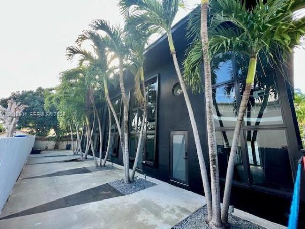 Haynsworth Village, 1040 NE 78th Street Rd #1, Miami, Florida 33138, image 1