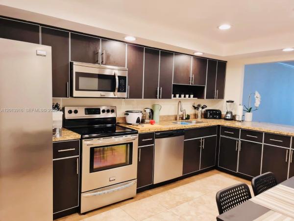 The Olympus Towers, 2500 Parkview Dr #2114, Hallandale Beach, Florida 33009, image 2