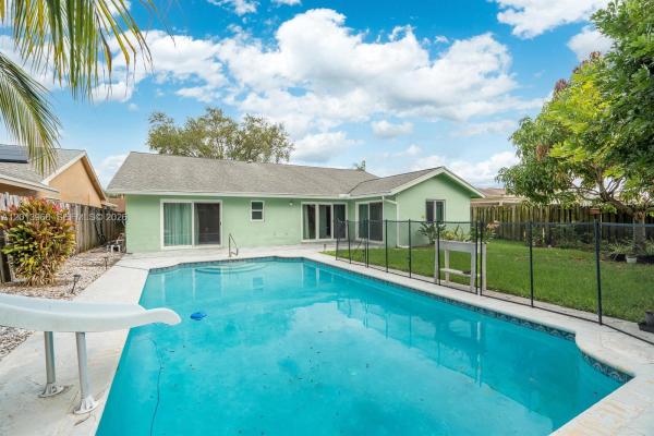 Isles Of Welleby, 4125 NW 96th Ter, Sunrise, Florida 33351, image 1