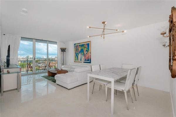 Yacht Club At Portofino, 90 Alton Rd #1007, Miami Beach, Florida 33139, image 2