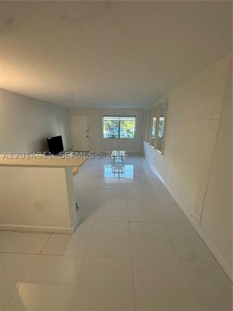 The Golden Key, 1120 102nd St #4, Bay Harbor Islands, Florida 33154, image 3