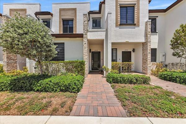 21059 NE 8th Ave, Unincorporated Dade County, Florida 33179, image 1