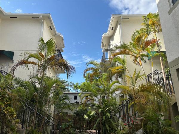 Marbella Villas, 2850 Coconut Ave #4, Miami, Florida 33133, image 1