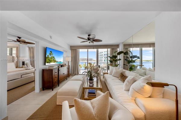 Peloro, 6620 Indian Creek Dr #613, Miami Beach, Florida 33141, image 2