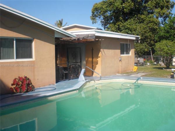 Sunrise Golf Village, 6270 NW 18th St, Sunrise, Florida 33313, image 1