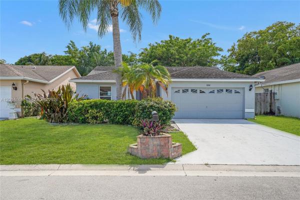 Waterway Cove Of Wellington, 1332 Waterway Cove Dr, Wellington, Florida 33414, image 1