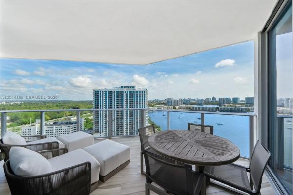 The Reserve At Marina Palms, 17111 Biscayne Blvd #2107, North Miami Beach, Florida 33160, image 2